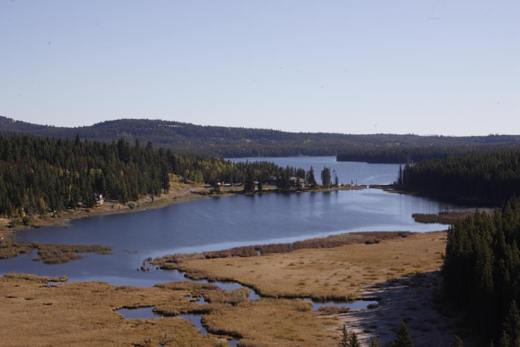 Lac Le Jeune Resort & Nature Centre 캠룹스 외부 사진